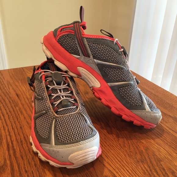 columbia omni grip shoes